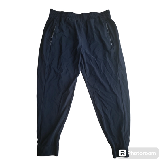 NWOT Athleta Black Cosmic Jogger - Picture 2 of 6